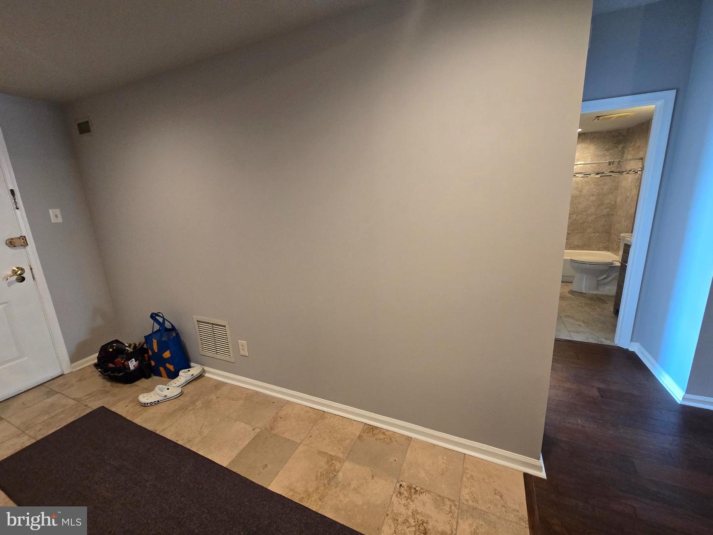 6163 Main St Property Photo 22