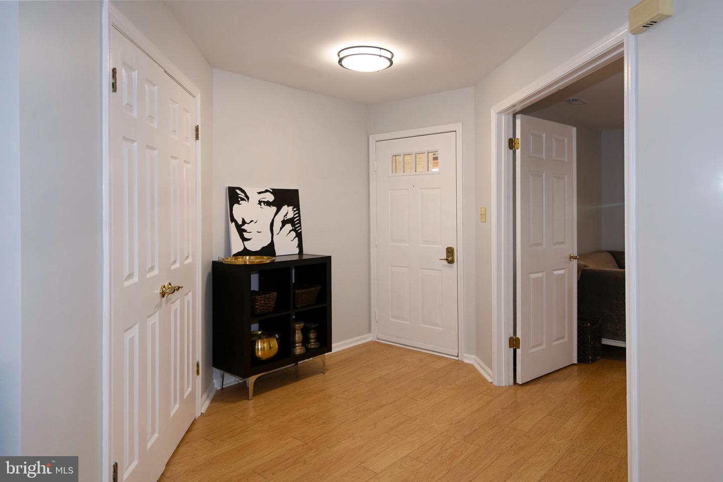 1024 Main St Property Photo 5