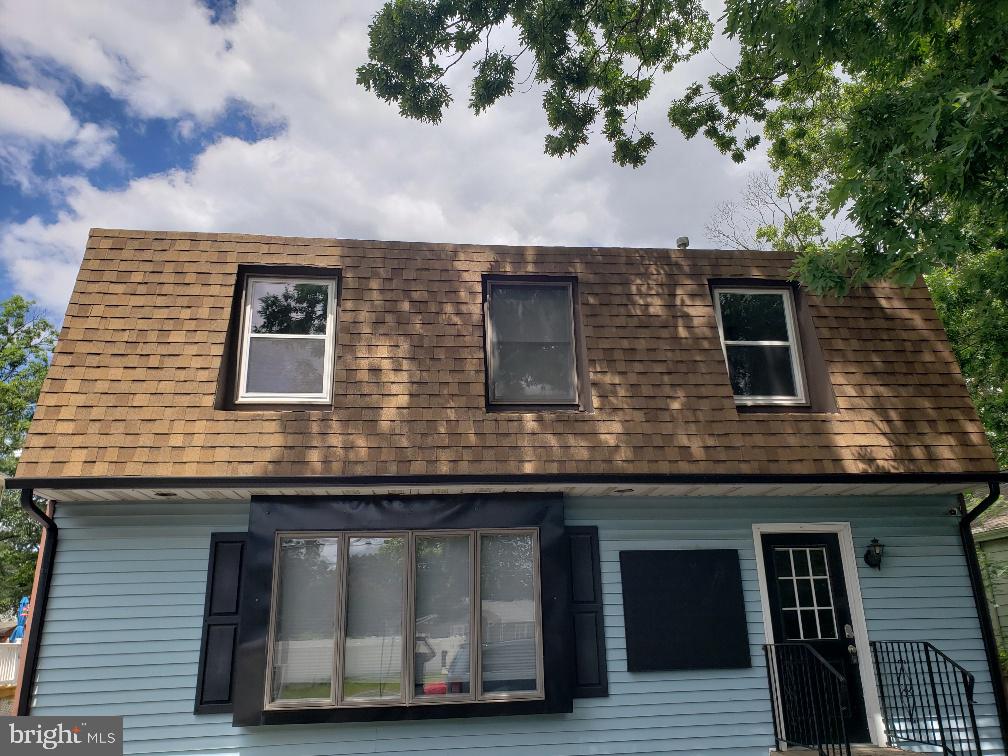 107 W Branch Ave Property Photo 1