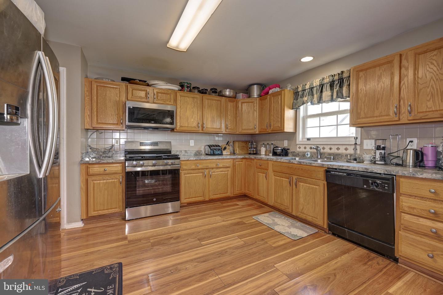 350 Garrett Morgan Dr Property Photo 10
