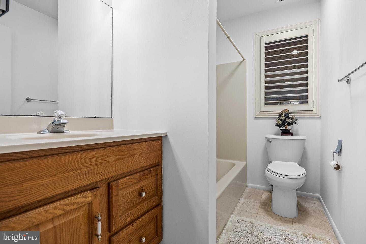 14 E Riding Dr Property Photo 61
