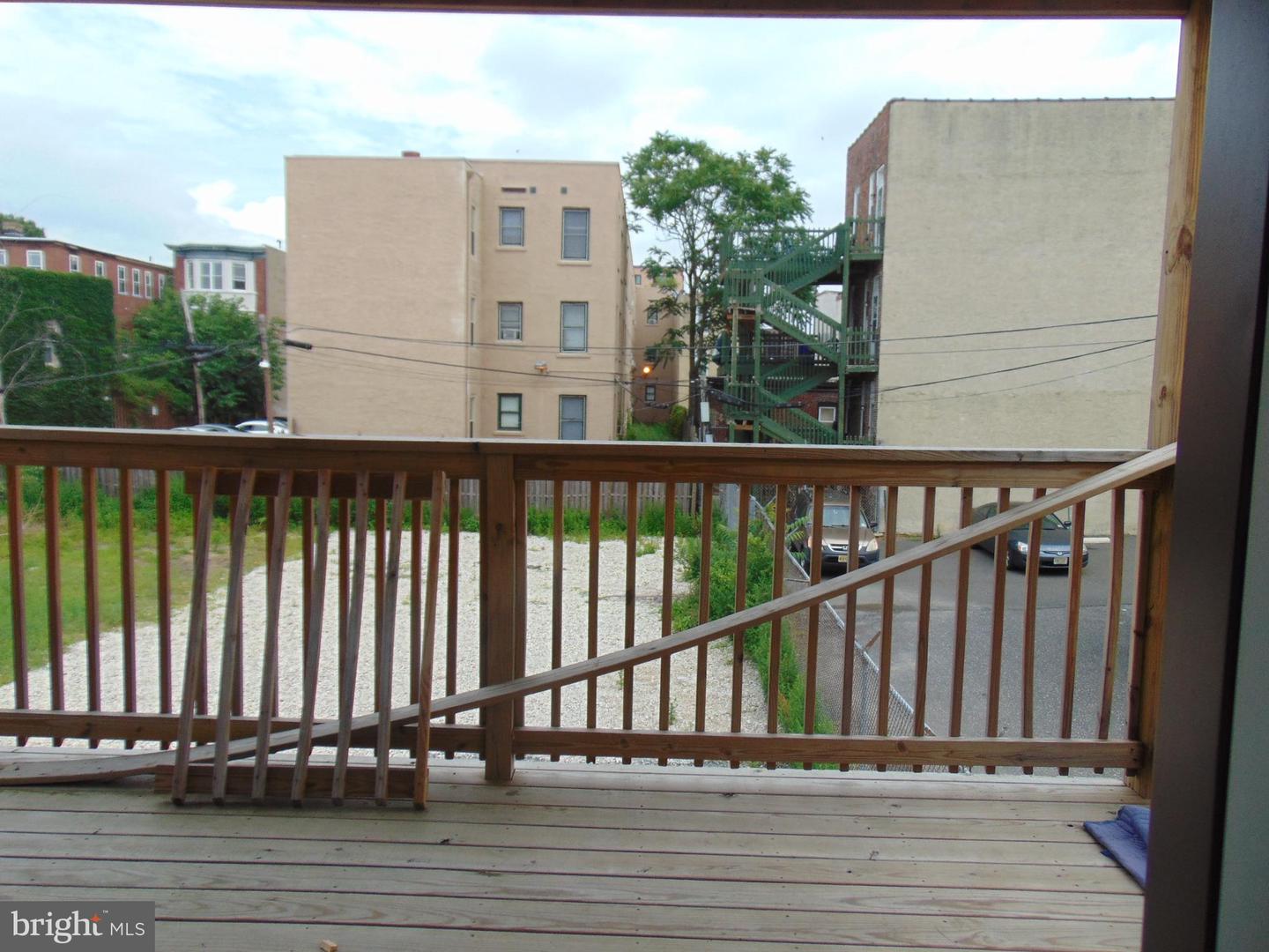 219 Market St Property Photo 2