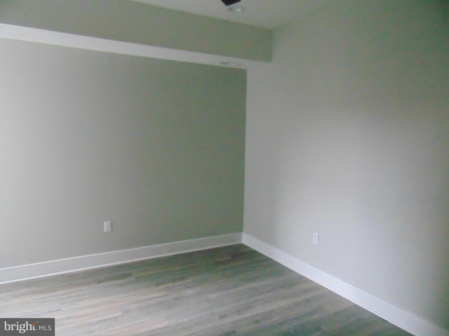 219 Market St Property Photo 8