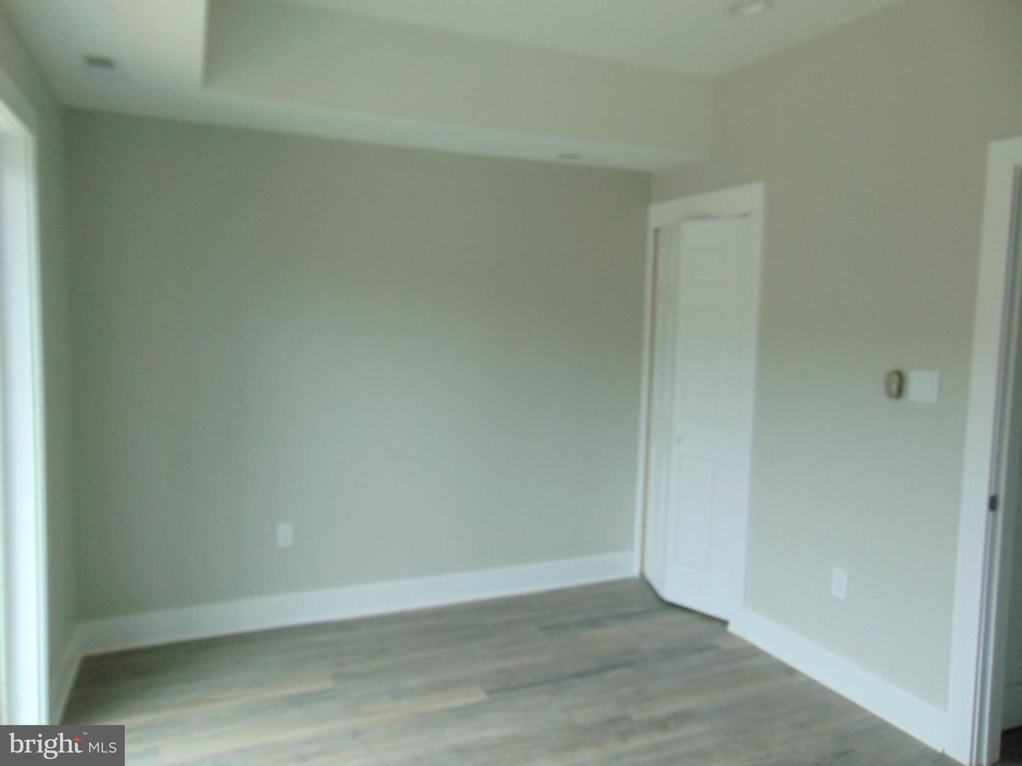 219 Market St Property Photo 13