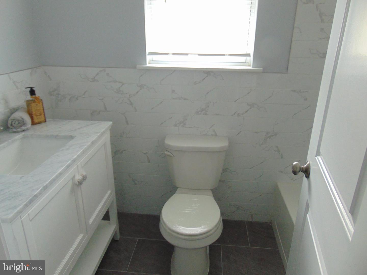 219 Market St Property Photo 38