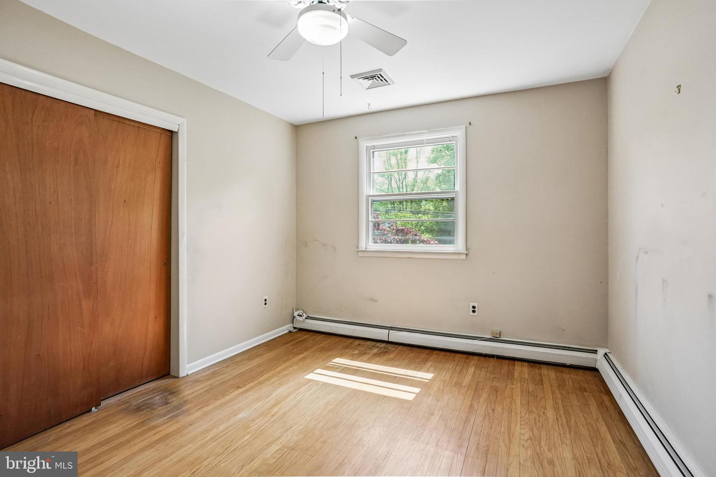 1212 Hollis Ave Property Photo 10