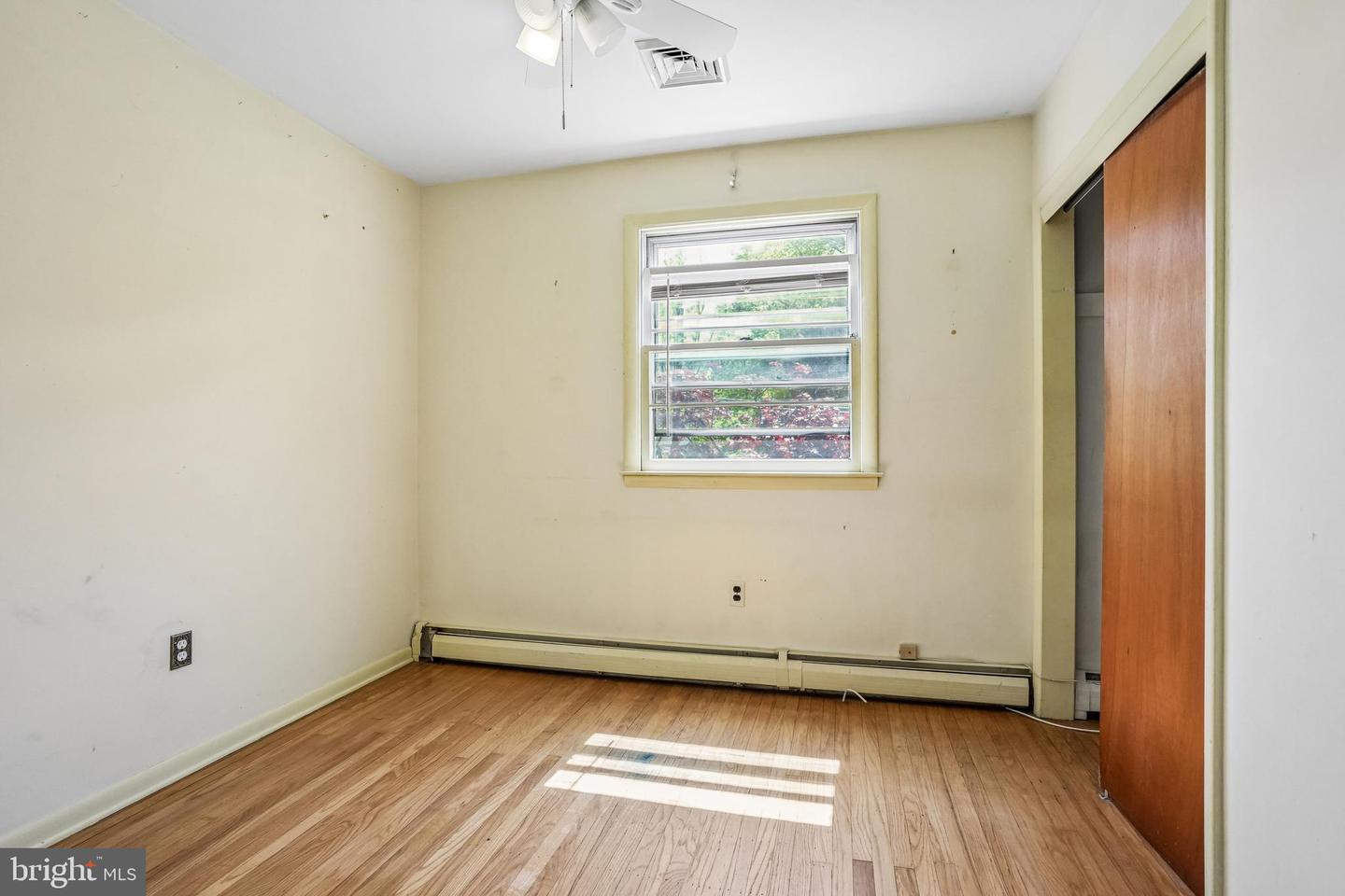 1212 Hollis Ave Property Photo 12