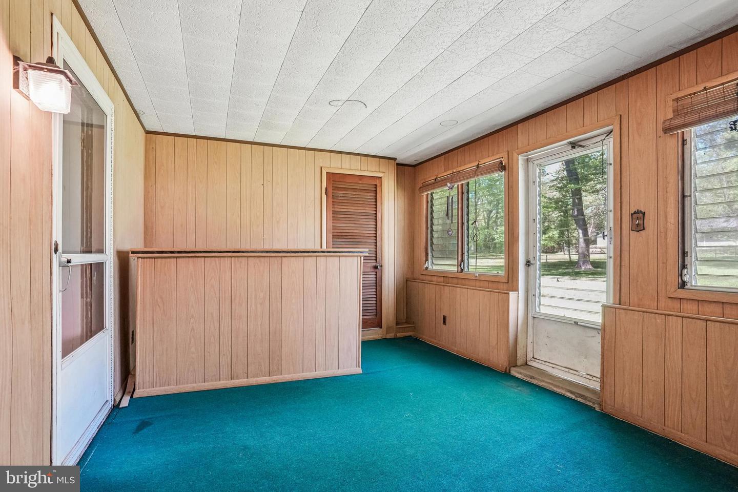 1212 Hollis Ave Property Photo 18