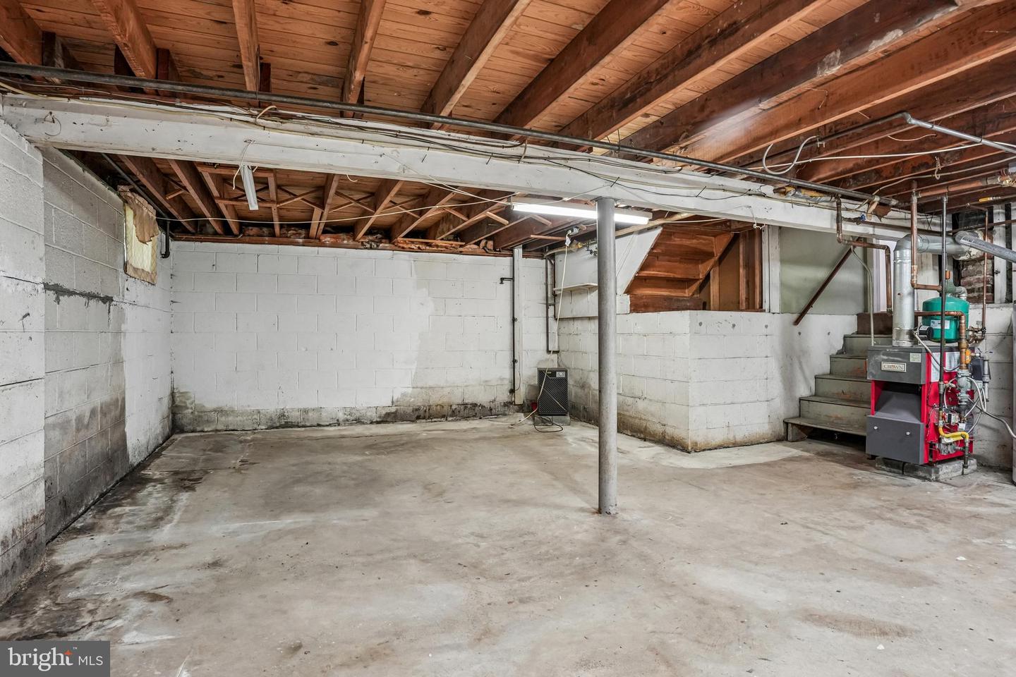 1212 Hollis Ave Property Photo 20