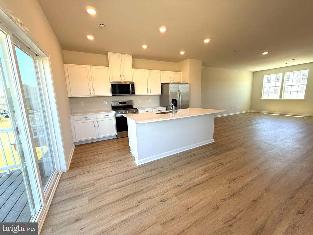 144 Gary Way Property Photo 5