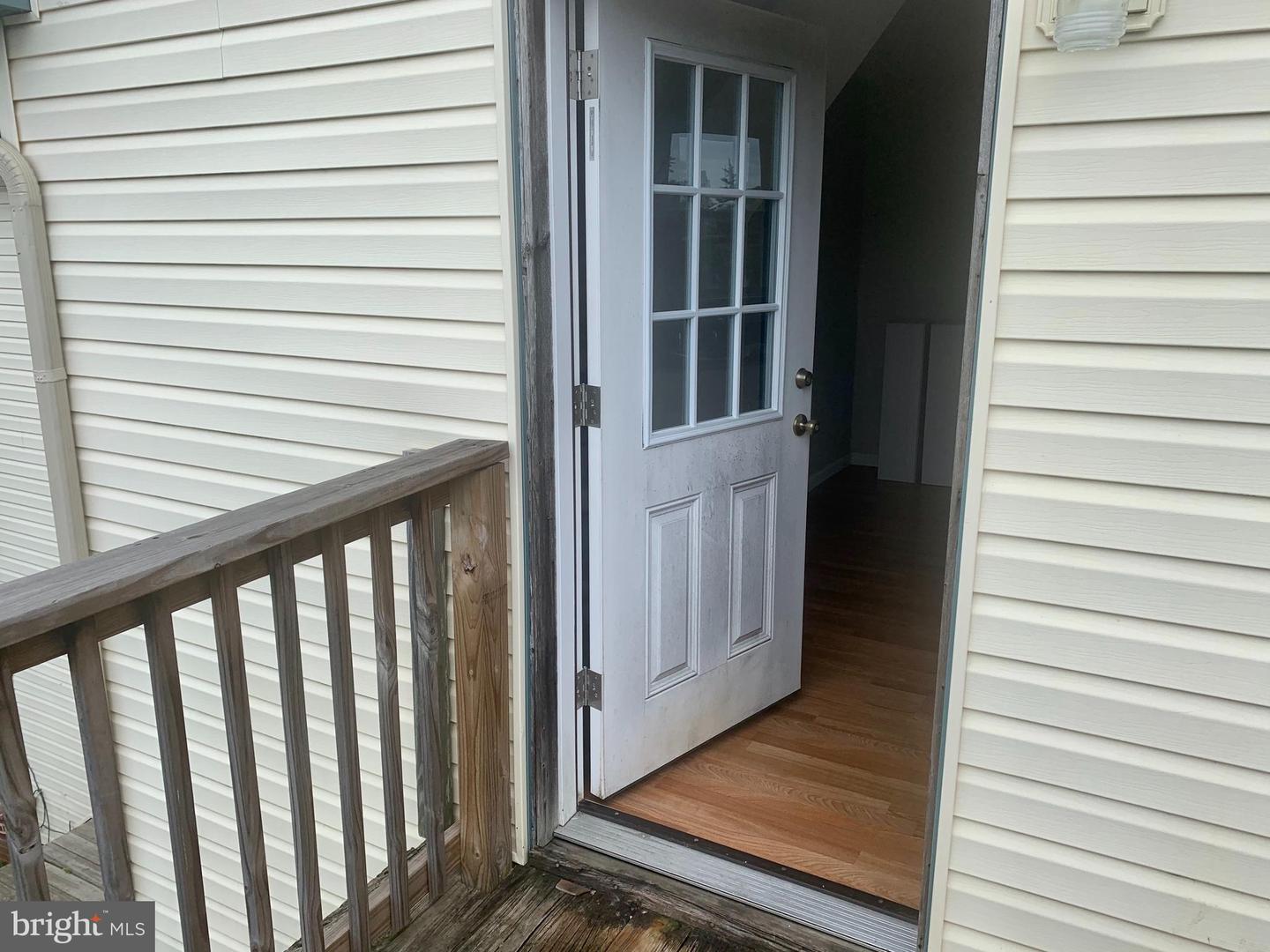 182 Haddon Ave #b Property Photo 2