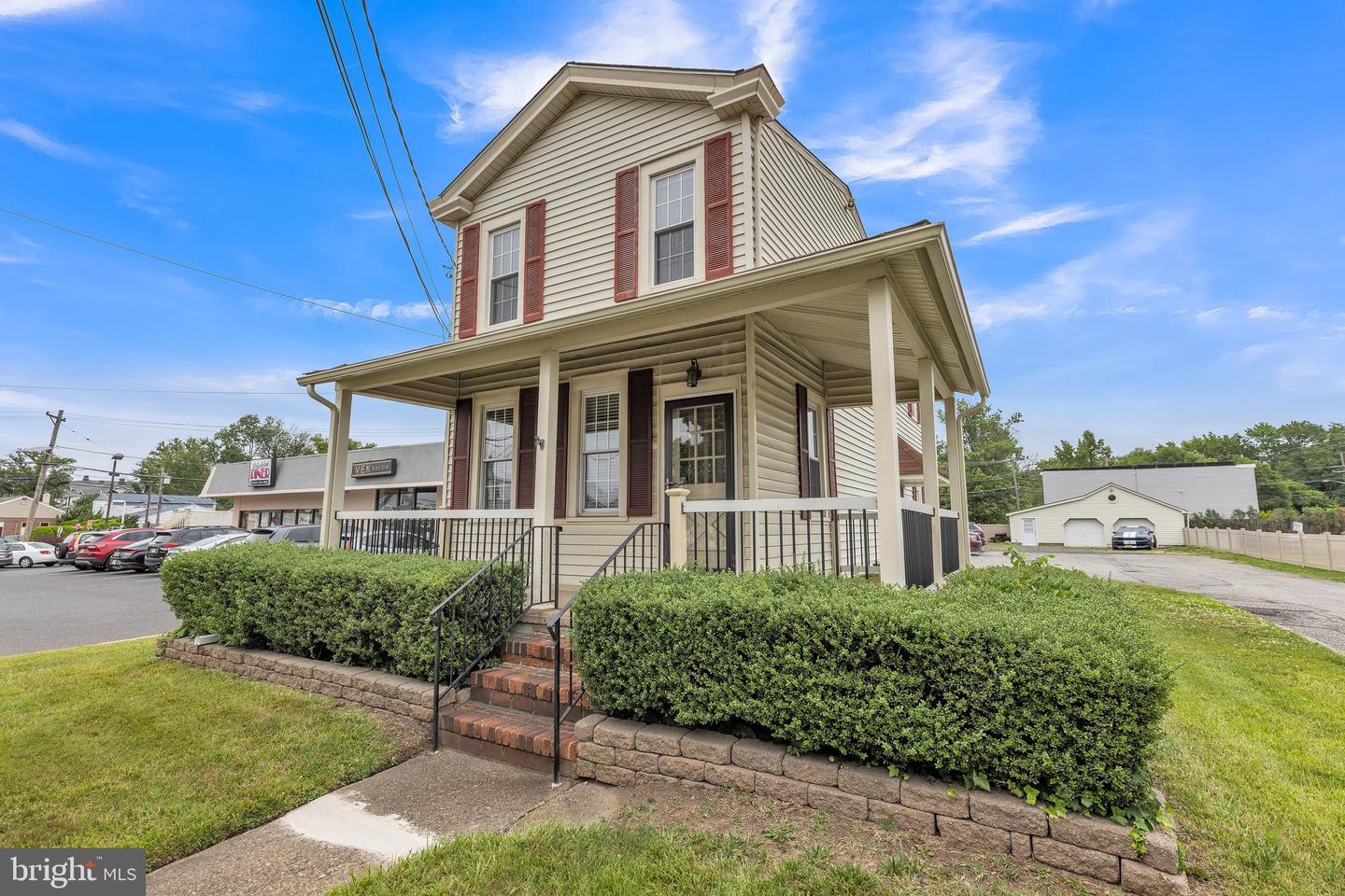 323 Haddon Ave Property Photo 4