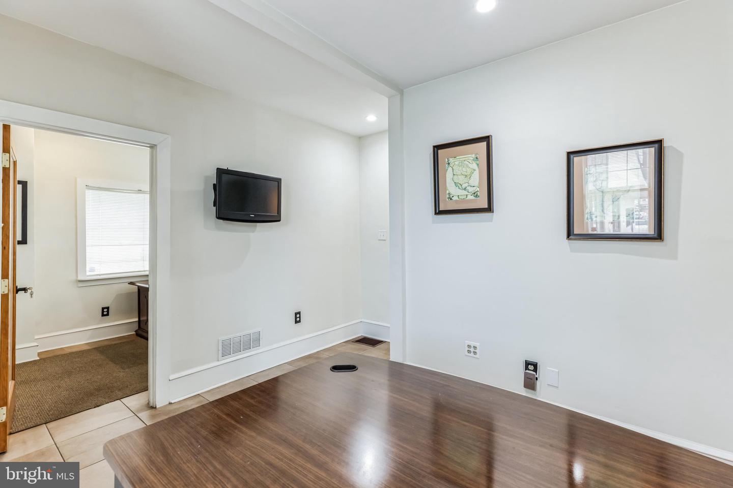 323 Haddon Ave Property Photo 12