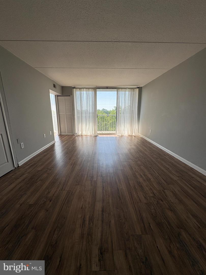 611 PLAYA DEL SOL Property Photo 1