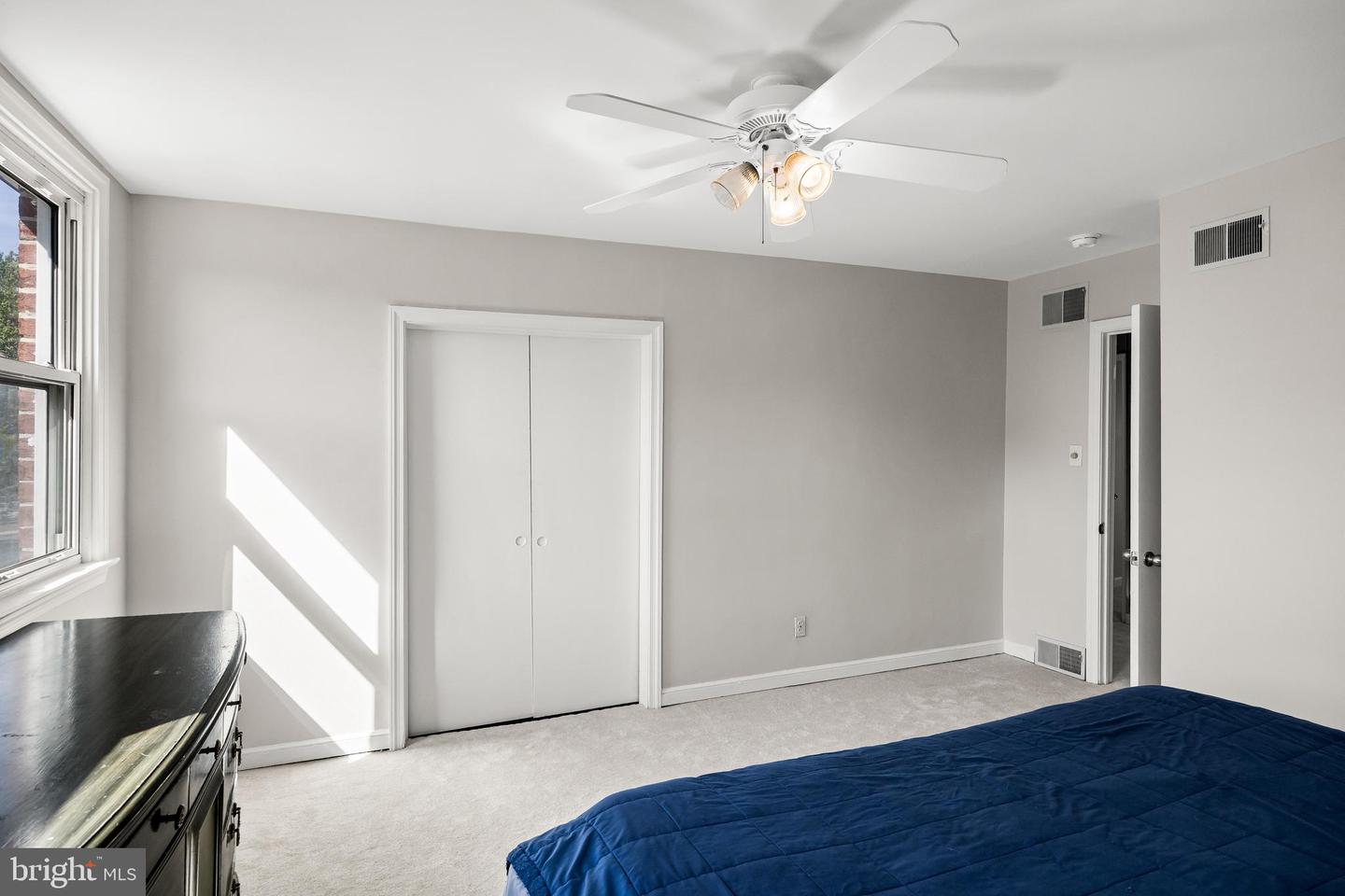 454 Woodlawn Ter Property Photo 16