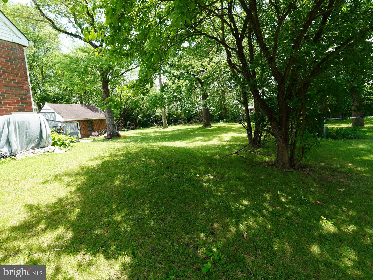 425 Yale Ave Property Photo 14