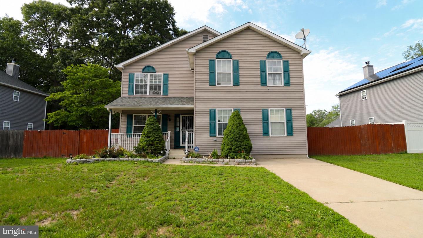 216 FRANKLIN AVE