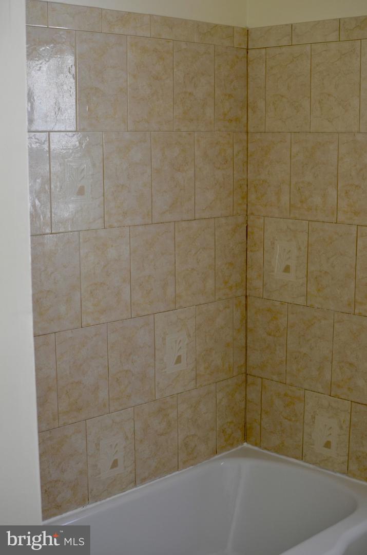 220 Linden Property Photo 12