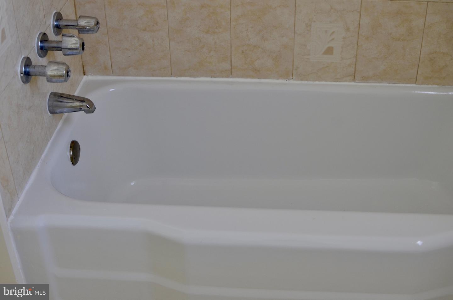 220 Linden Property Photo 13