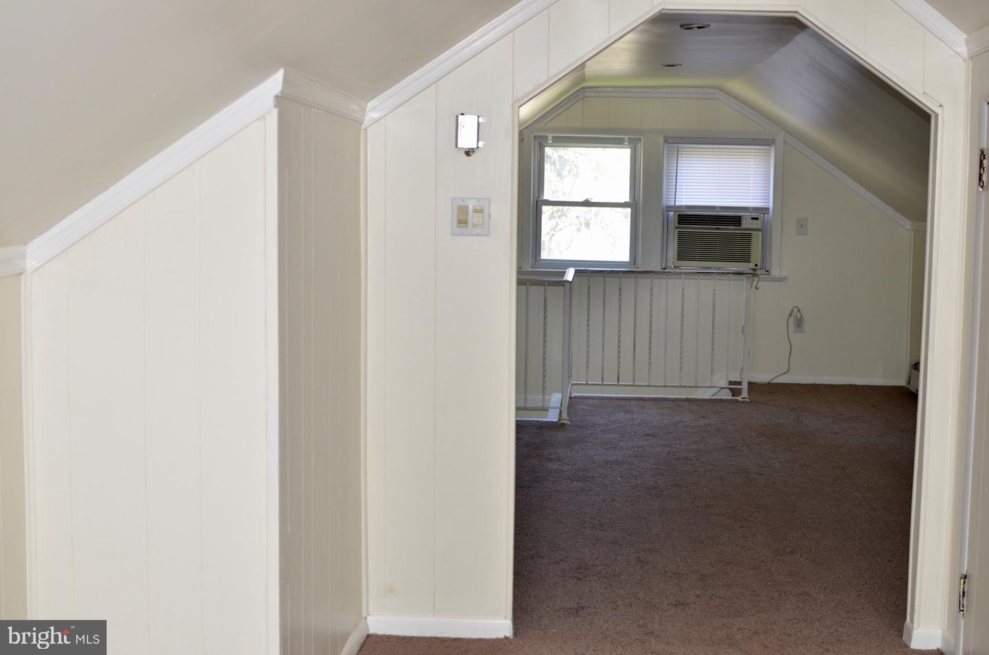 220 Linden Property Photo 22