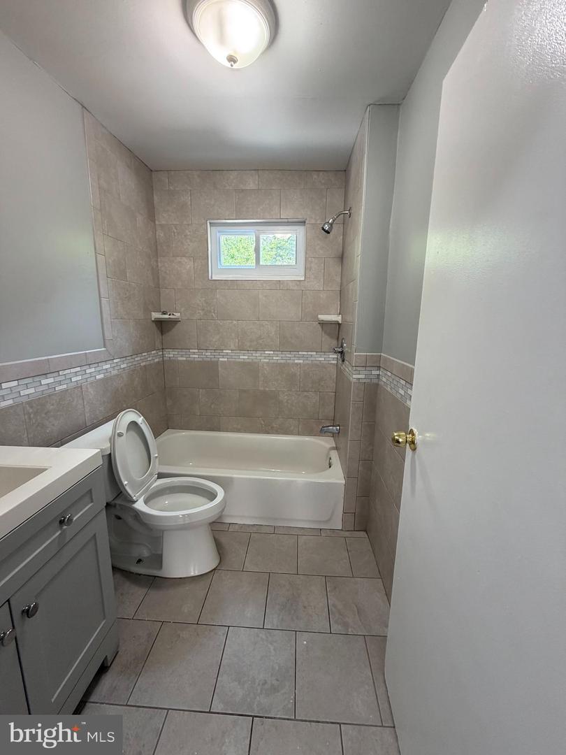 227 Cedar Ave Property Photo 10