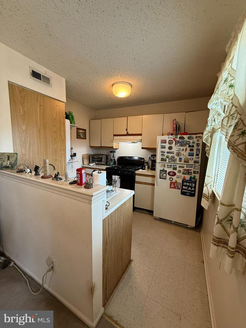 100 Park Blvd #2d Property Photo 3