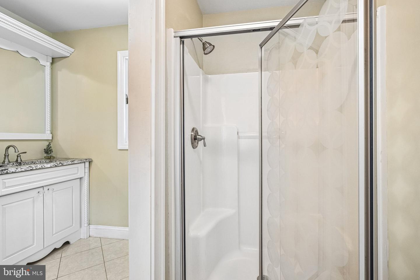 109 Johnson Ave Property Photo 40