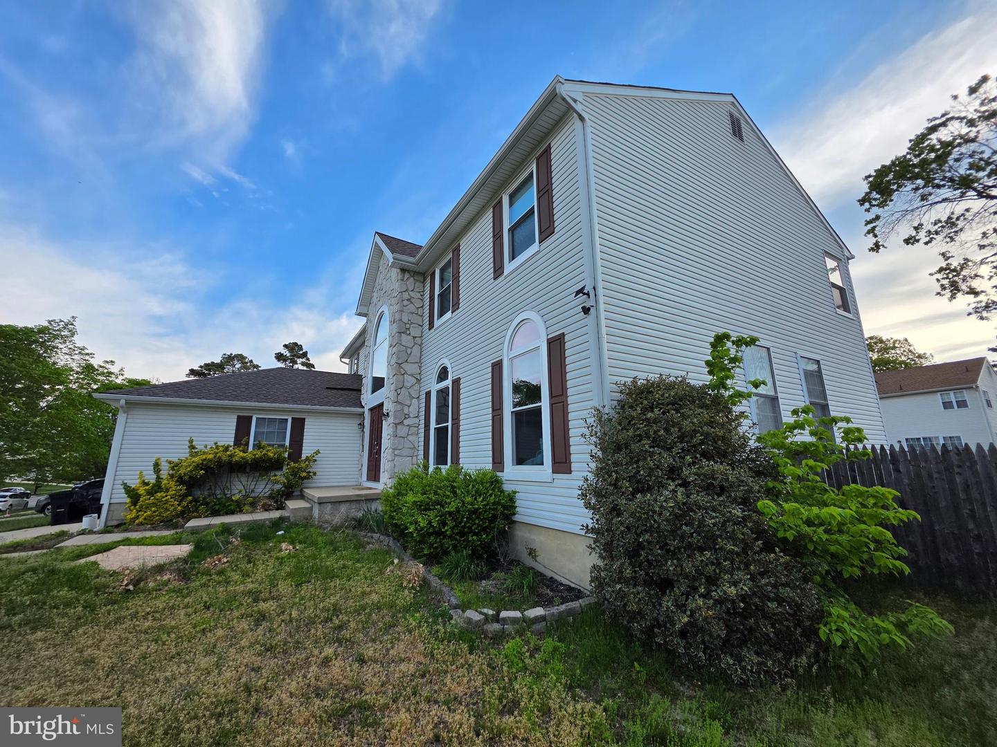 14 Blue Spruce Dr Property Photo 3
