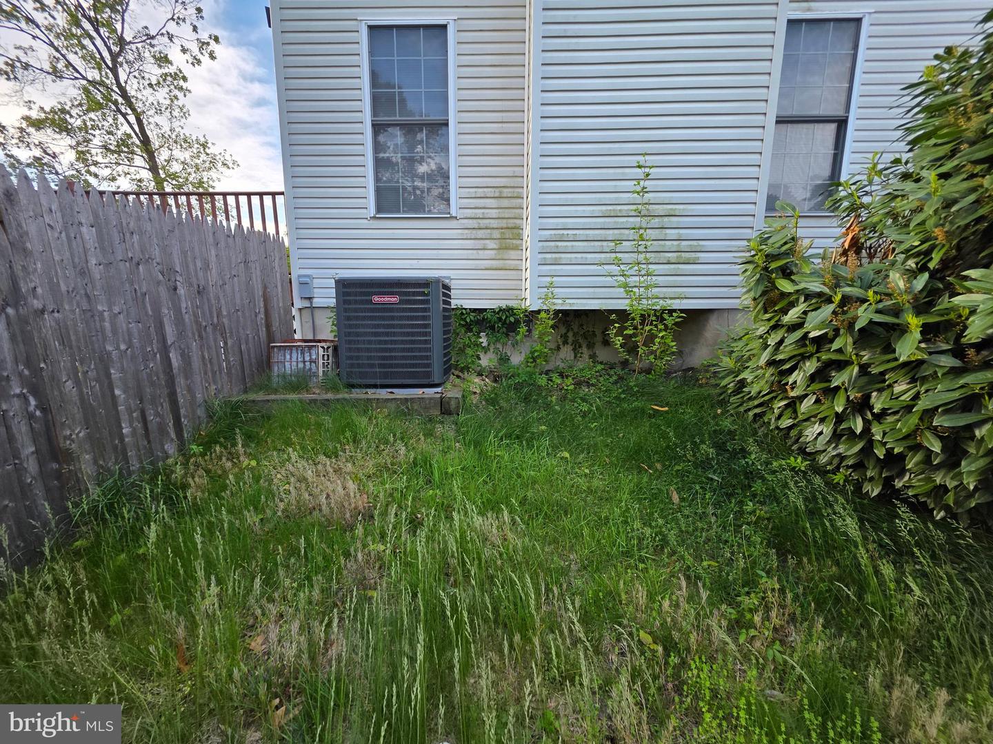 14 Blue Spruce Dr Property Photo 6
