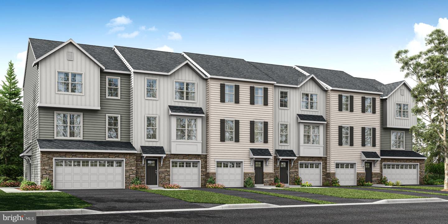 002 RAVELLO CT