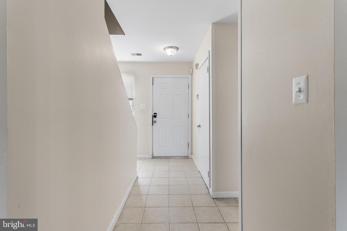 802 Mason Run Property Photo 6