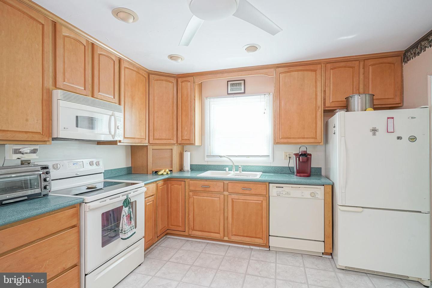 110 Haddon Ave Property Photo 4