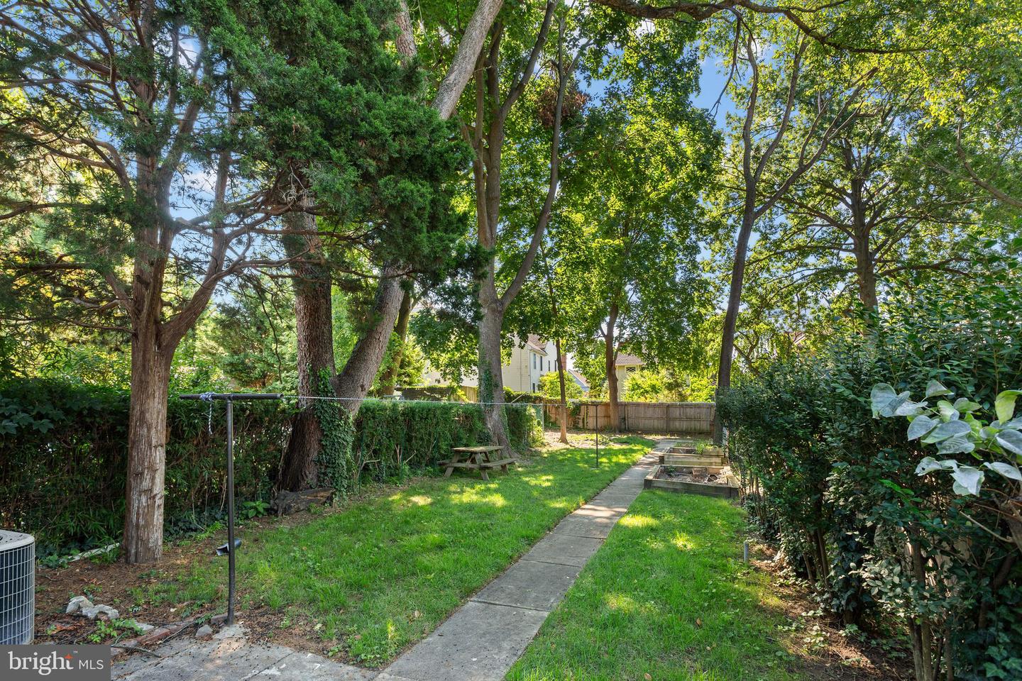 118 W Pine St Property Photo 32