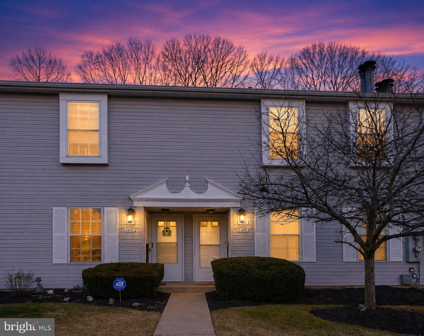 1409 HUNTINGDON MEWS Property Photo 1