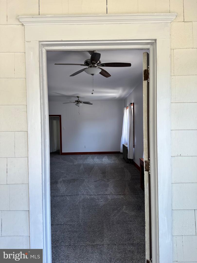 29-29 E Gloucester Pike #b Property Photo 1