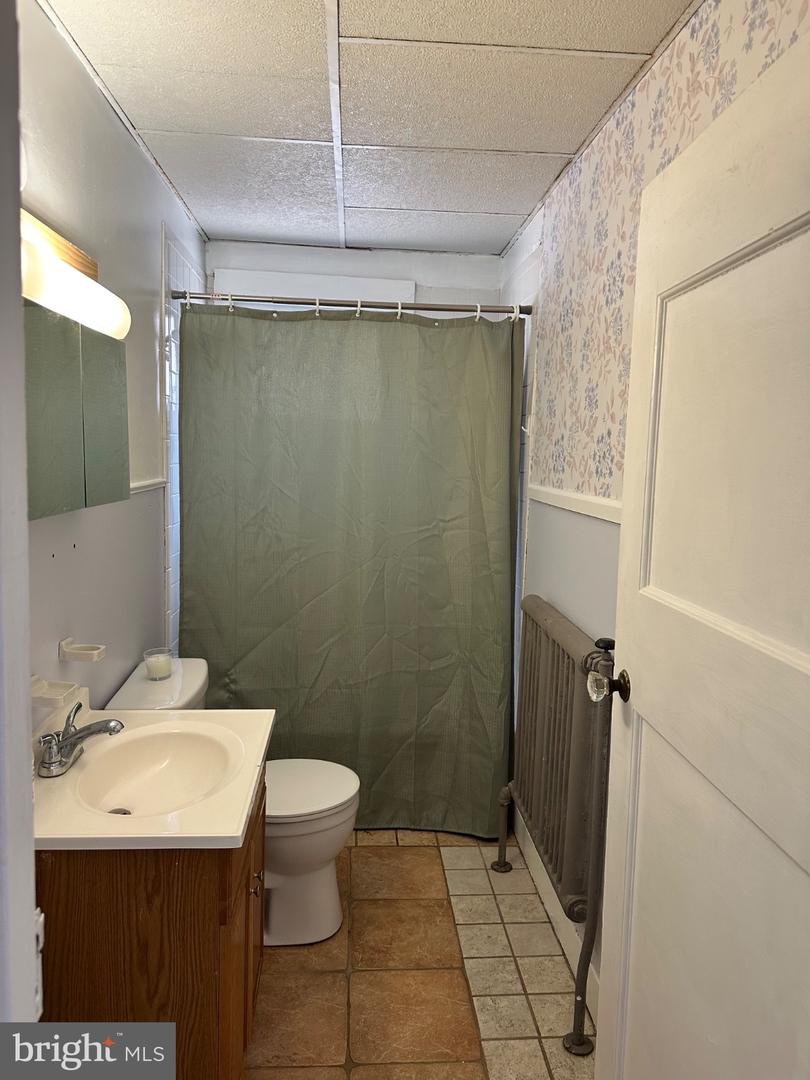 29-29 E Gloucester Pike #b Property Photo 7