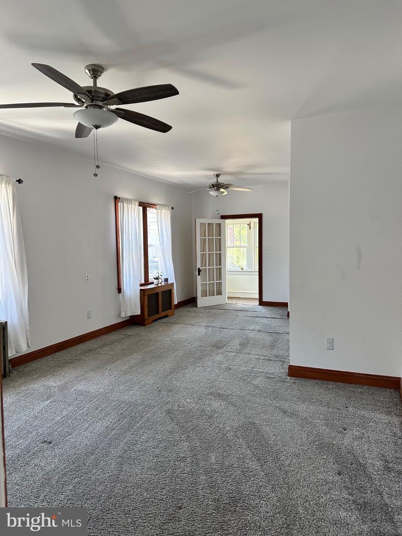 29-29 E Gloucester Pike #b Property Photo 8