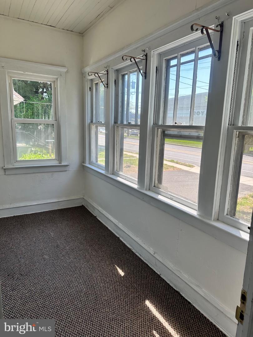 29-29 E Gloucester Pike #b Property Photo 11