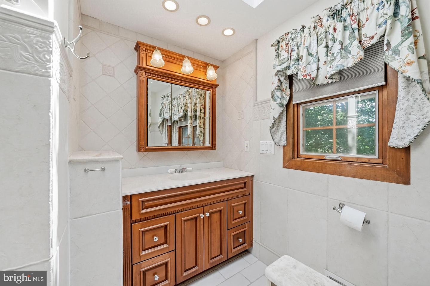 12 Hessian Way Property Photo 38