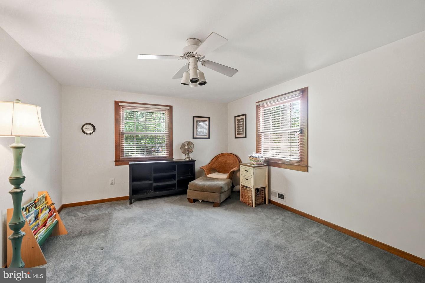 12 Hessian Way Property Photo 39
