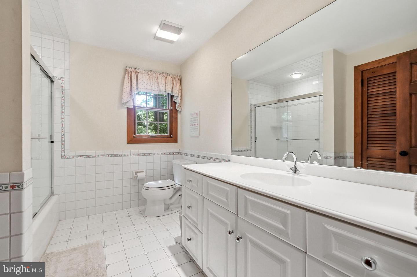 12 Hessian Way Property Photo 44