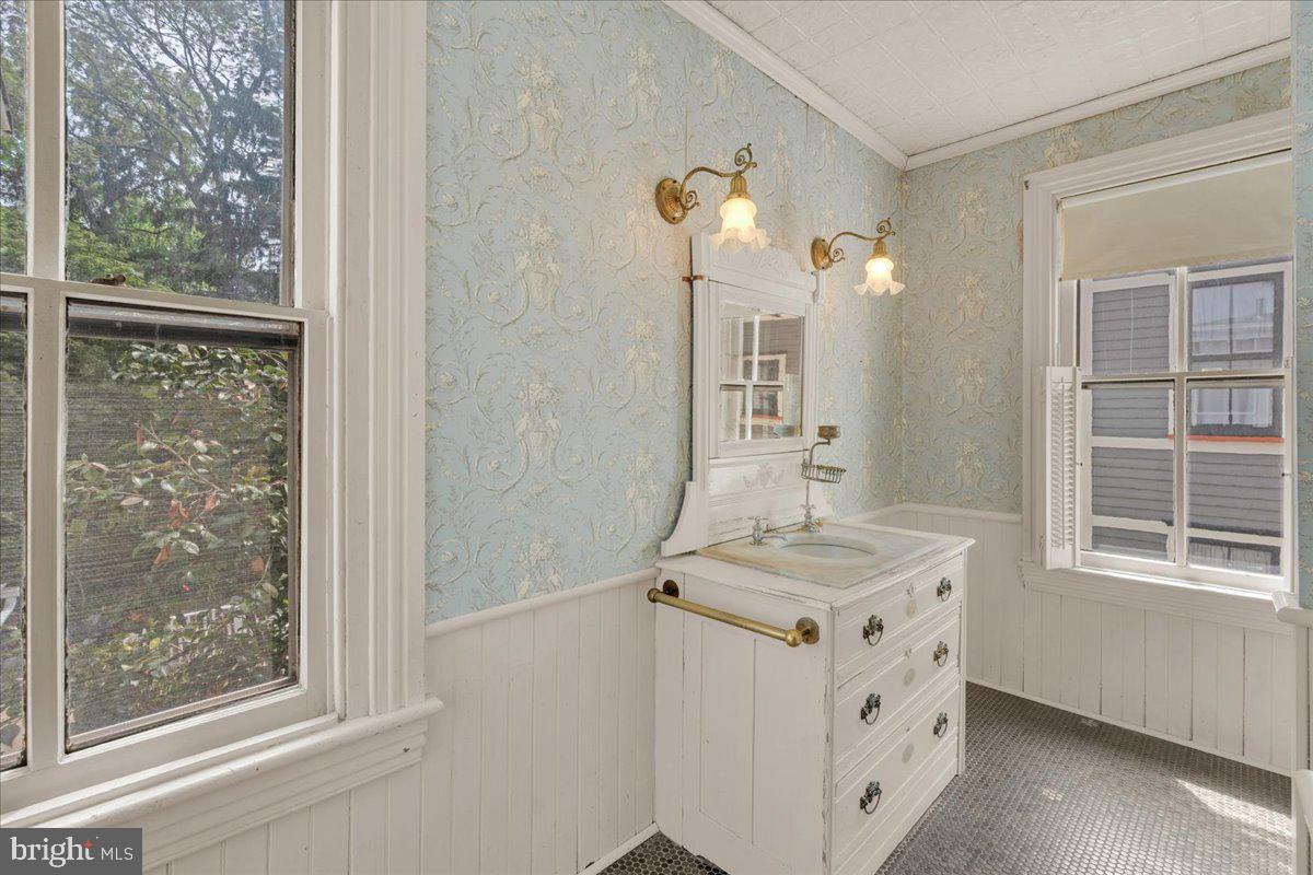 123 Chestnut St Property Photo 23