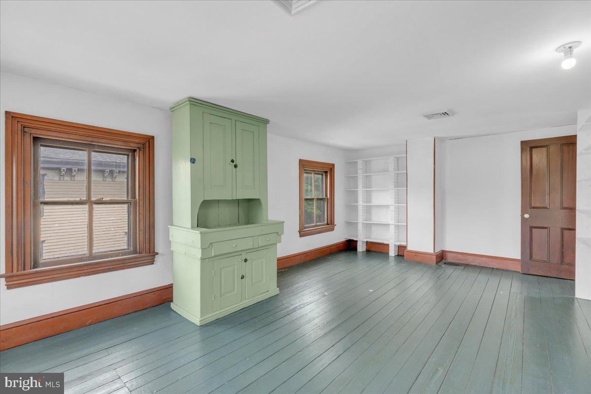 123 Chestnut St Property Photo 28