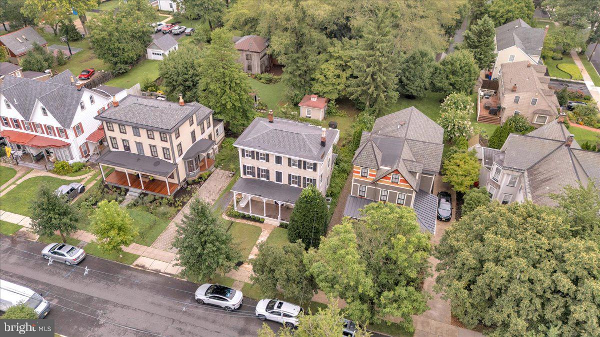 123 Chestnut St Property Photo 35