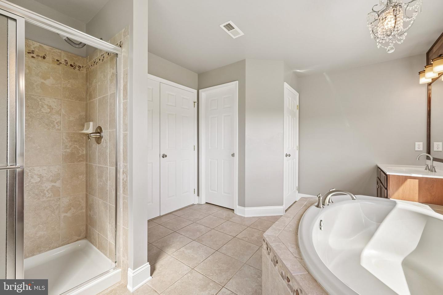 127 White Cedar Dr Property Photo 24