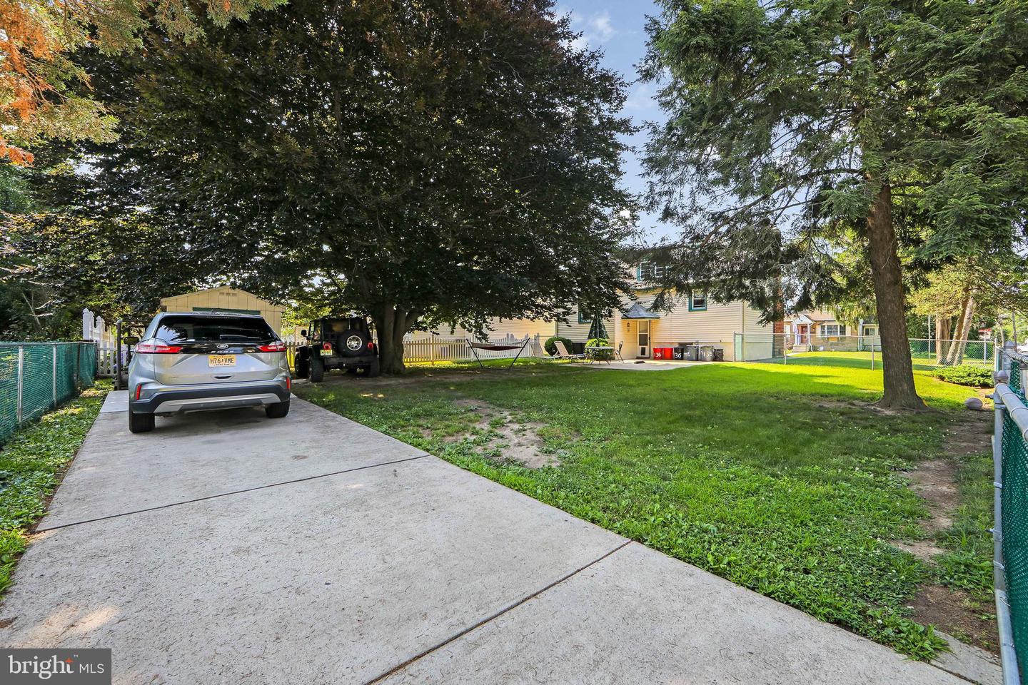 136 Lincoln Avenue Property Photo 5