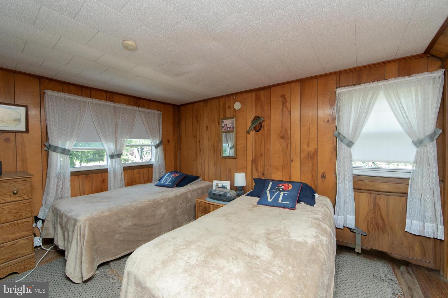 136 Lincoln Avenue Property Photo 24
