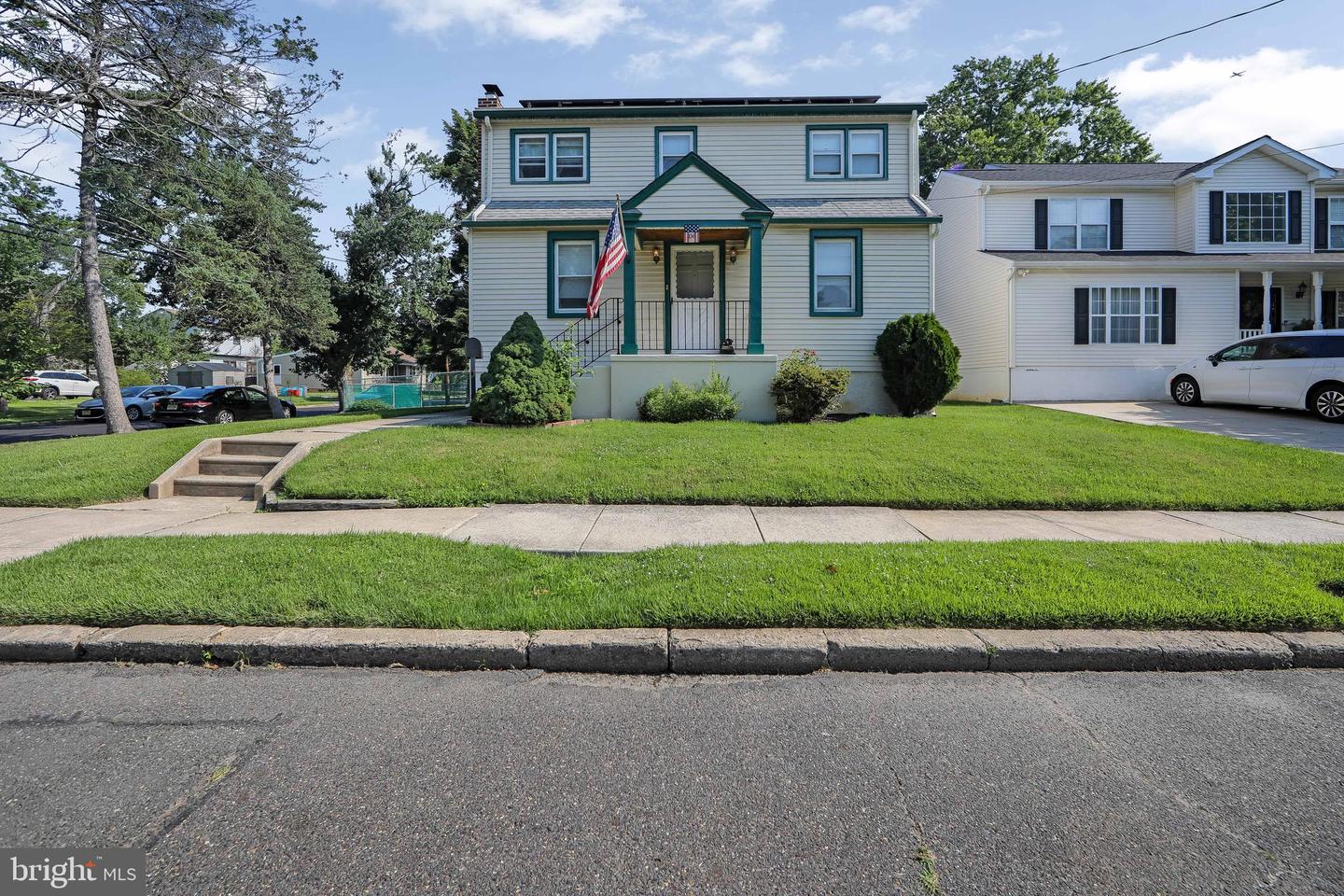 136 Lincoln Avenue Property Photo 30