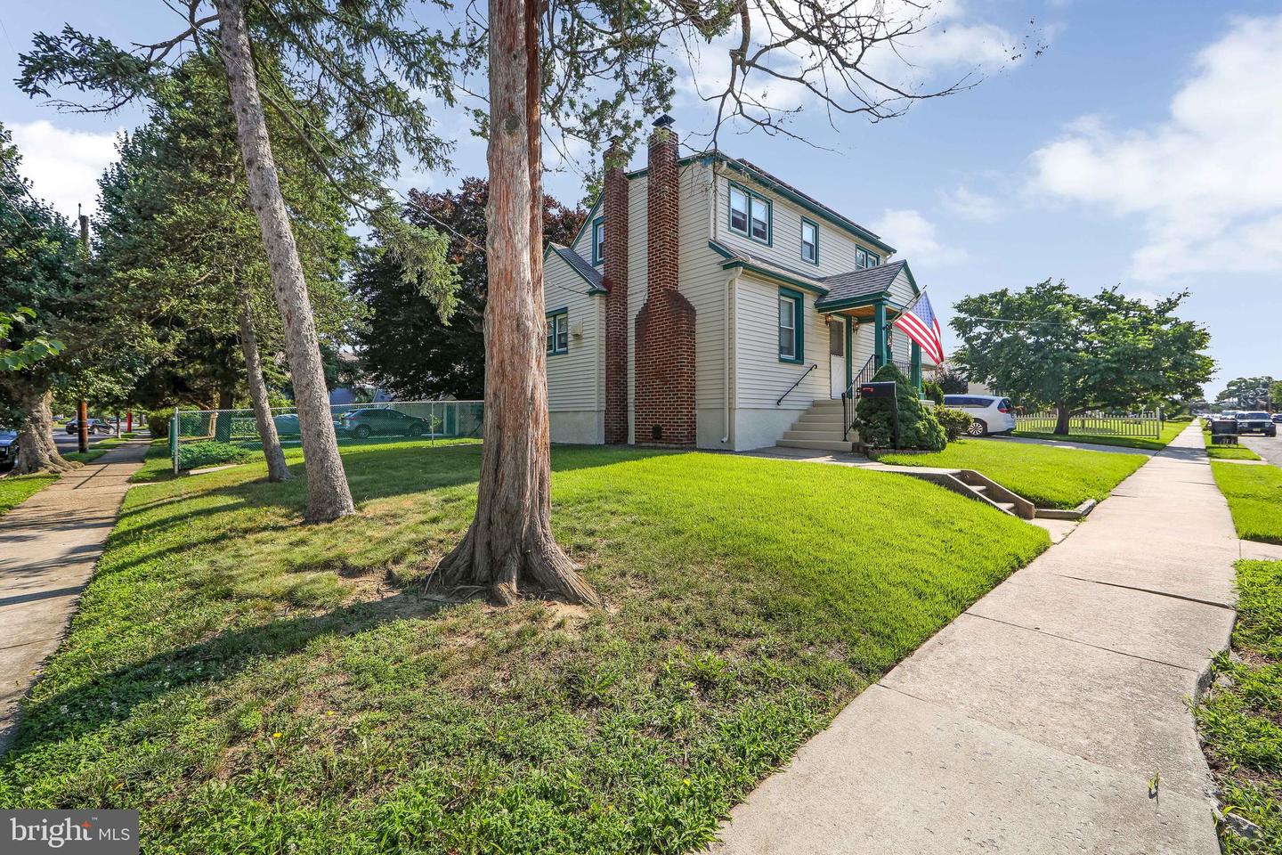 136 Lincoln Avenue Property Photo 32