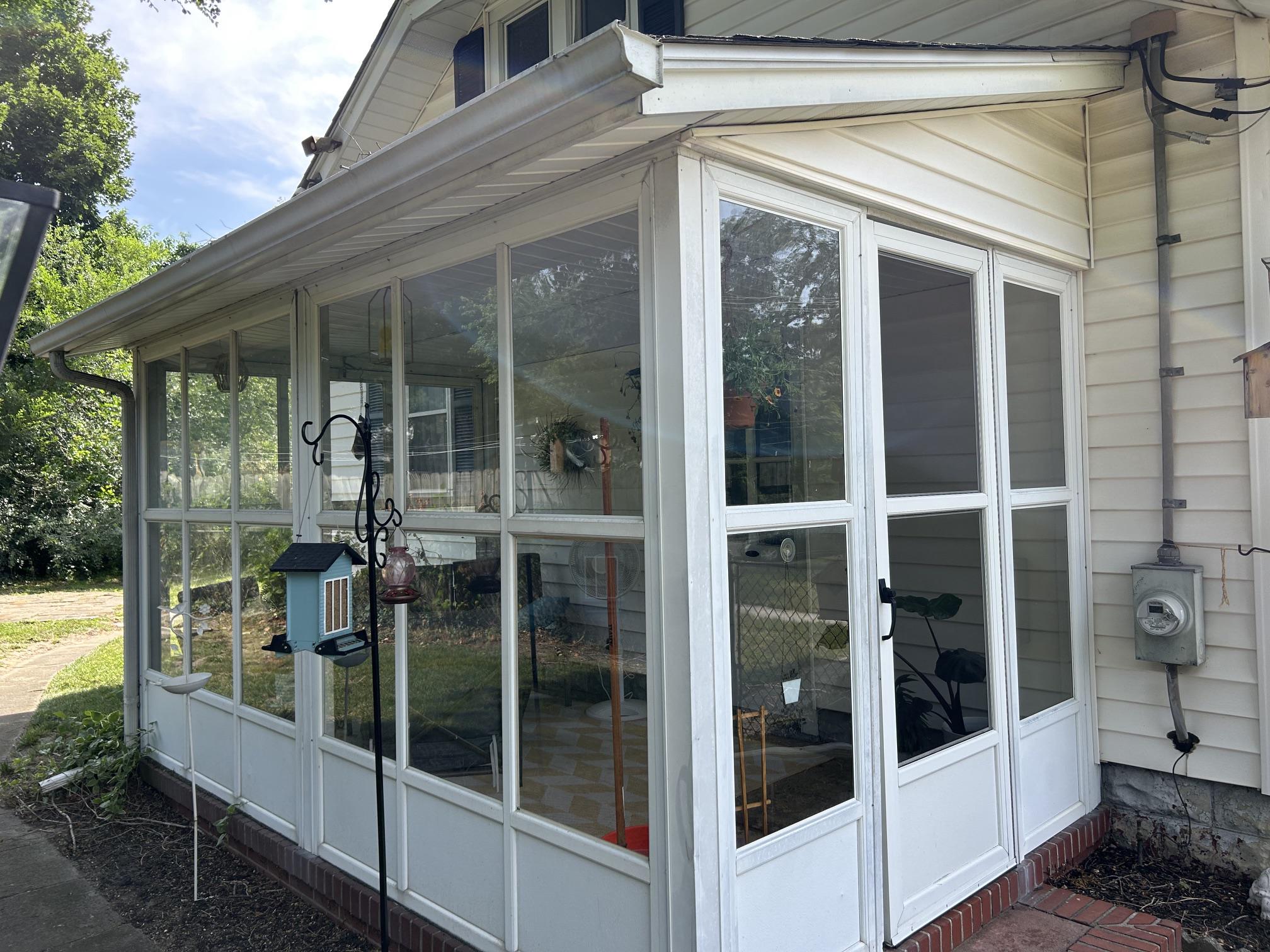 452 Raritan Ave Property Photo 19